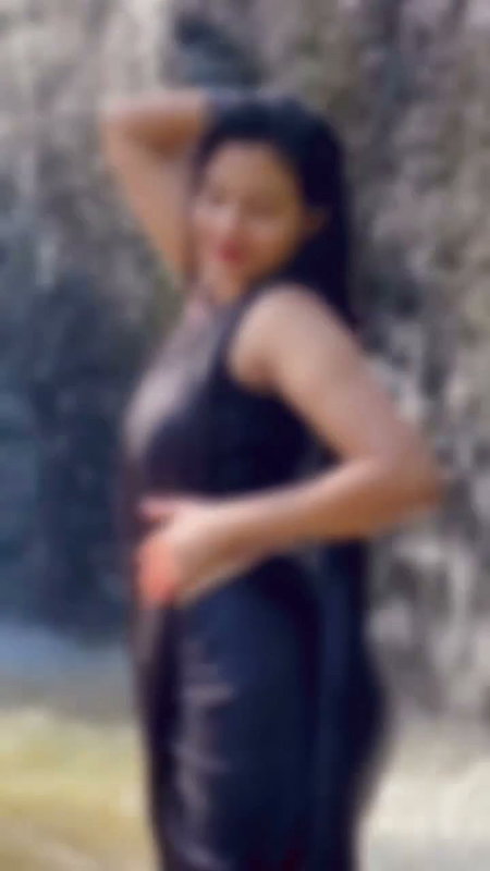 sexy sizzling navel,boob show in wet black saree 2 2