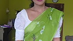 malayali lady wide tummy and navel in green saree 2 2