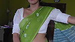 malayali lady wide tummy and navel in green saree 2 2