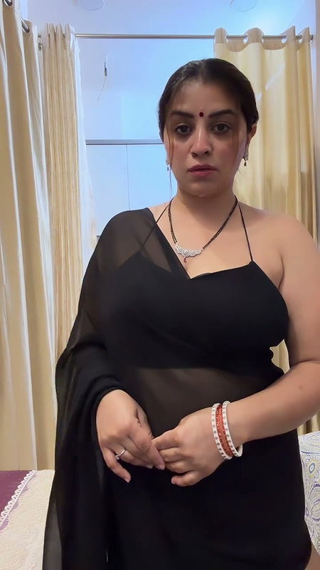 sizzling hot in black saree 2 2