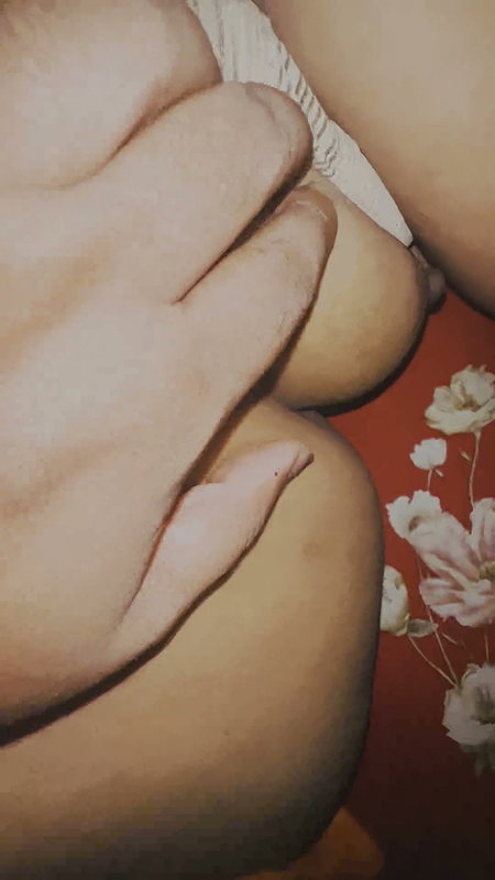 Desi Bhabhi Very Romantic and Hot Village Bhabhi