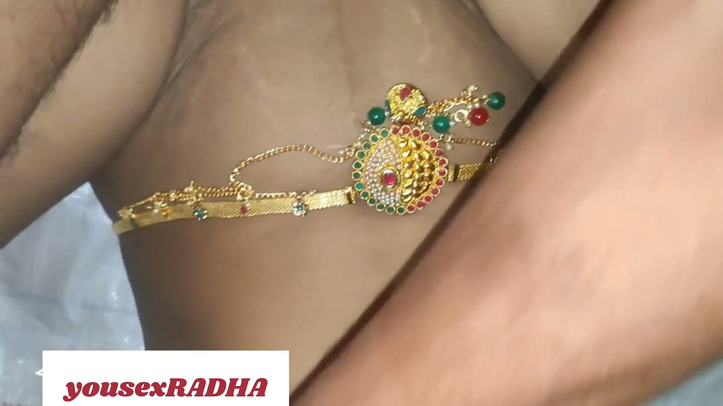 Indian Desi Radha Bhabhi Sex Videos and Indian Desi Mms Leake Videos and Desi Xhamster Videos