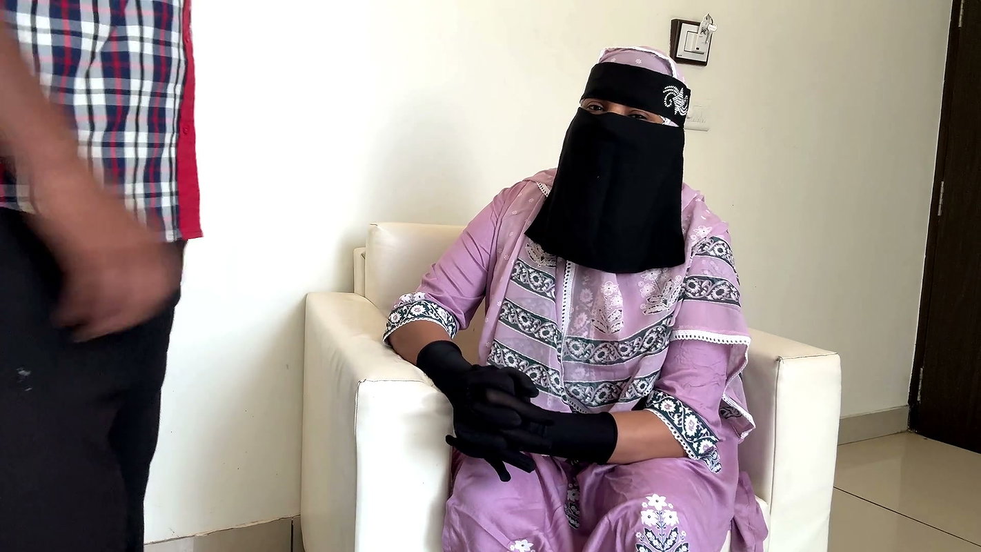 Muslim Teacher Gets Ass Fucked by Her Student When She Come Home for Complain