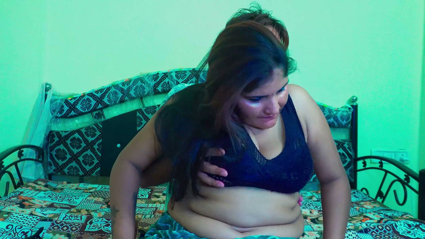 Patni Ke Bahar Jane Ke Baad Pati Ne Naukrani Ke Sath Kiya Sex Big Boobs
