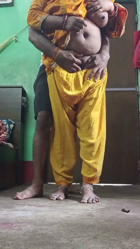 Bhabhi ne pure Kapde khol kar boor dikhaya