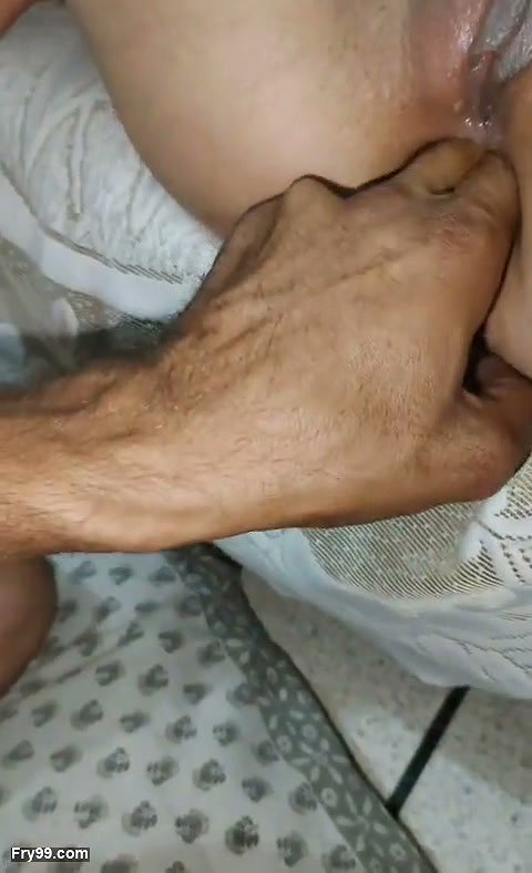 Hot Bhabi wants massage with her devar and devar fuck her and satisfied Bhabi, Full Hindi Viral Video