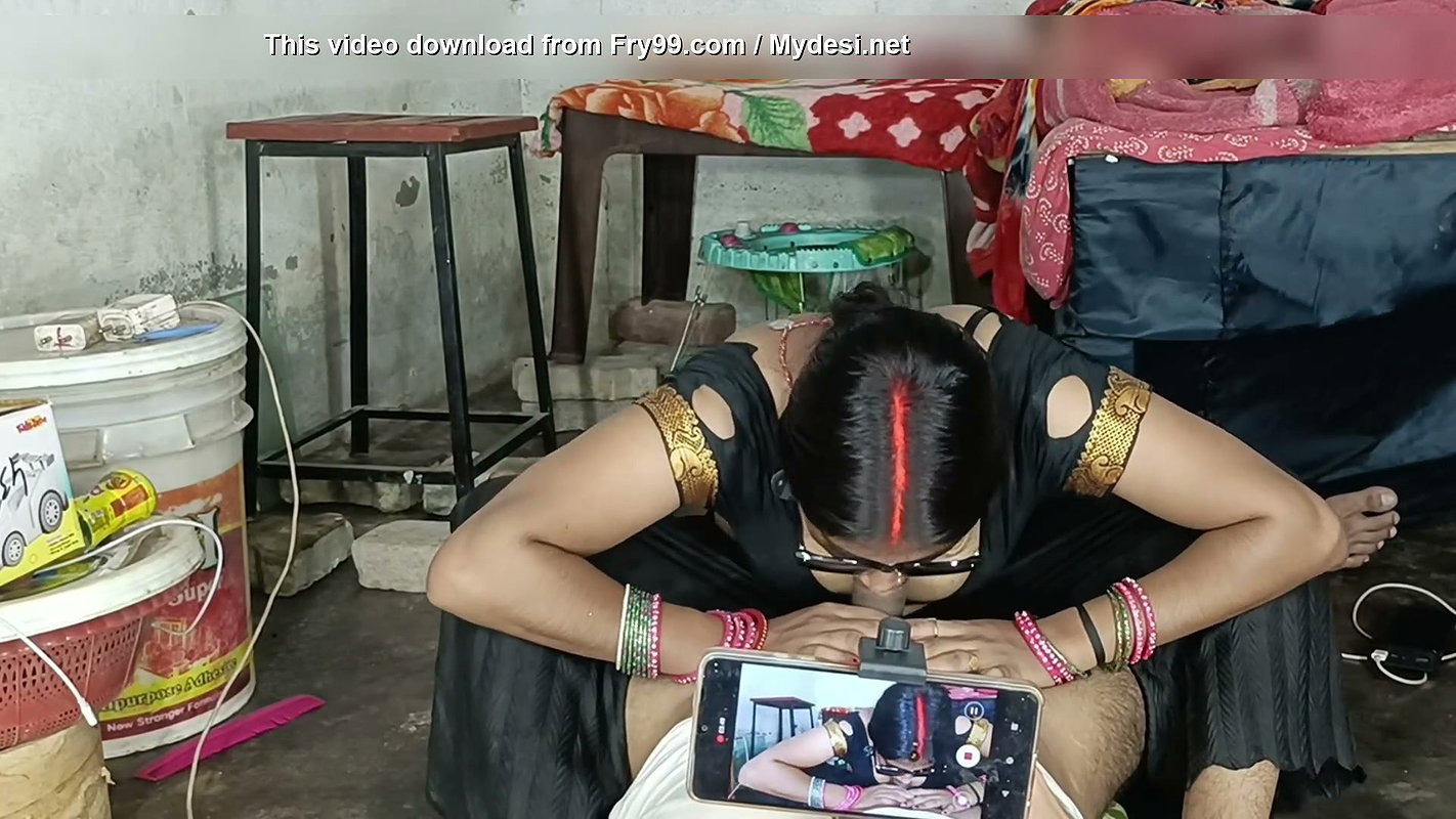 Water came out of the hand of brother-in-law’s penis, desi sexy video, sexy video, sex video