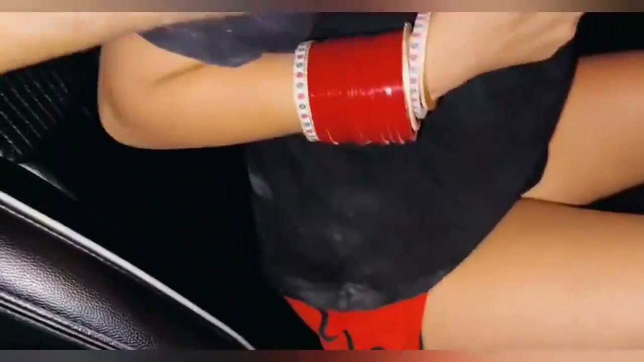 Wife and Stranger Blowjob in Car