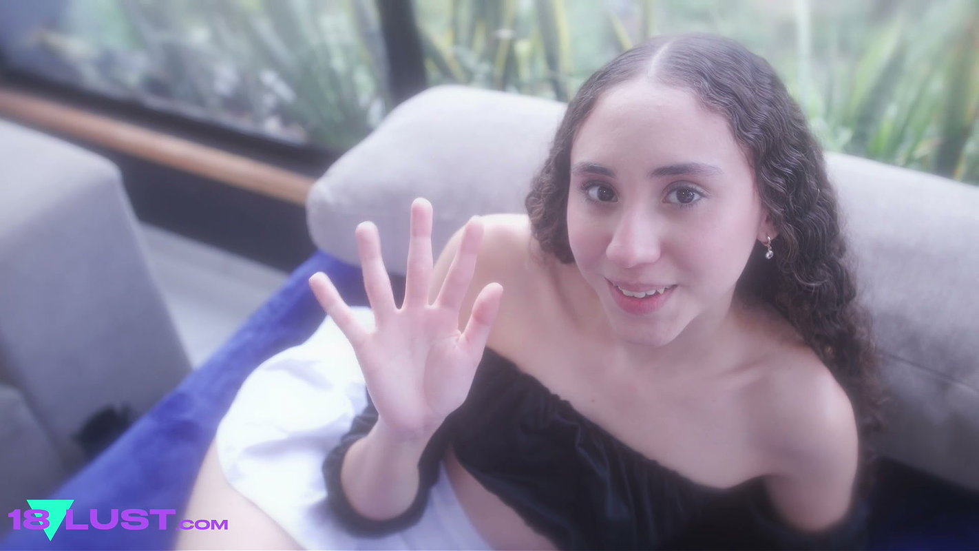 Lizy – Porn Debut