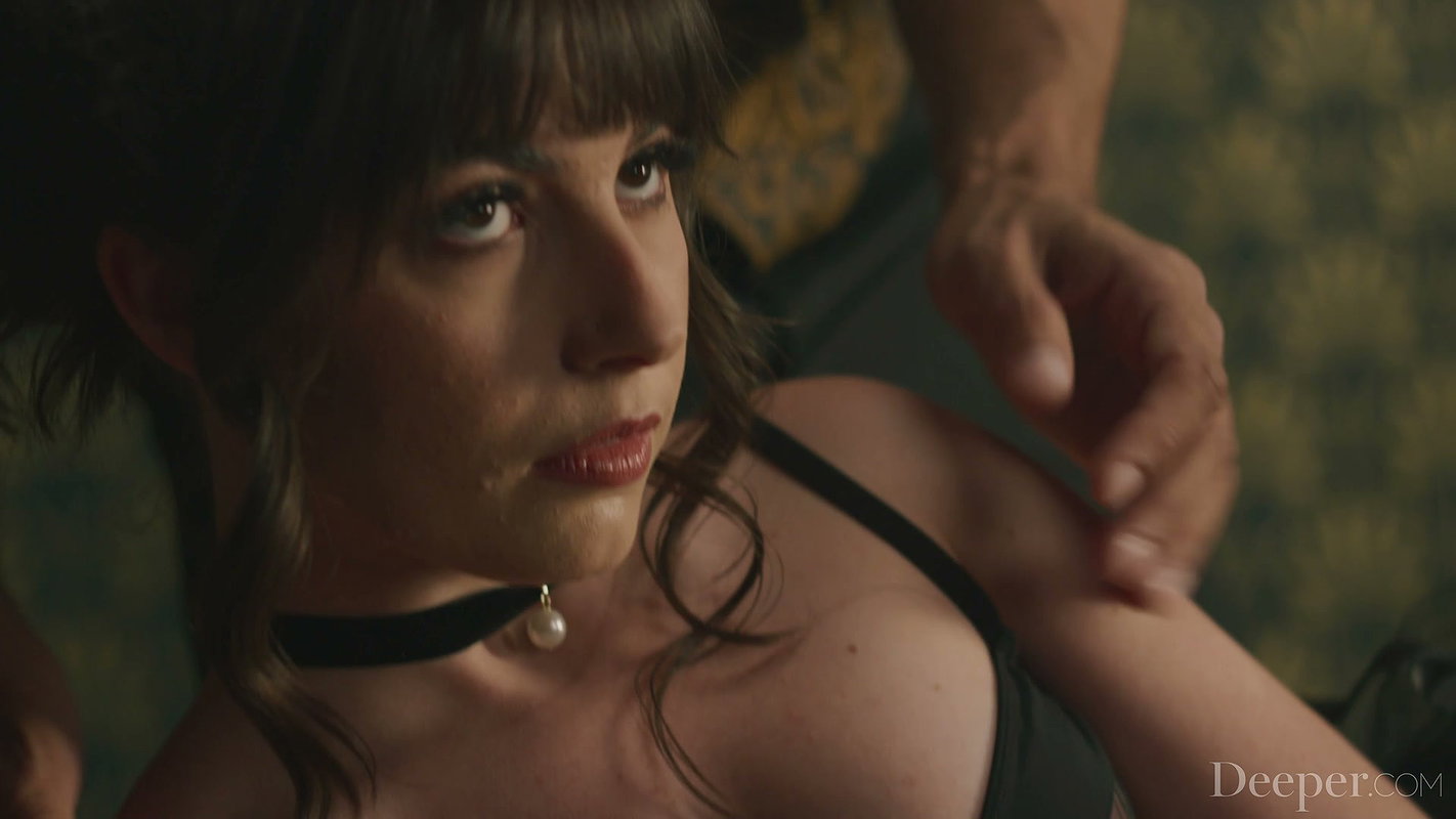 Chanel Camryn – Dark Curiosities