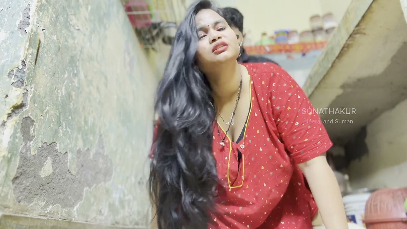 Beautiful Mami Seduced Me While Cooking in Kitchen – Hot Sex