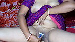 Indian Desi Bhabhi Cleaning Her Private Part Hair