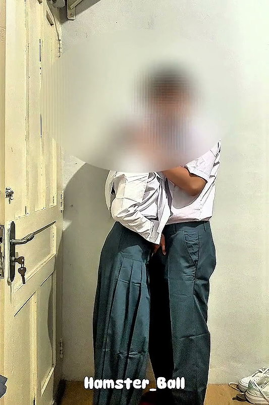 New Malay Desi, Public Scandal of High College Students in College Warehouse 18+