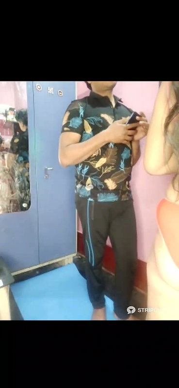 1 stripchat ticket show