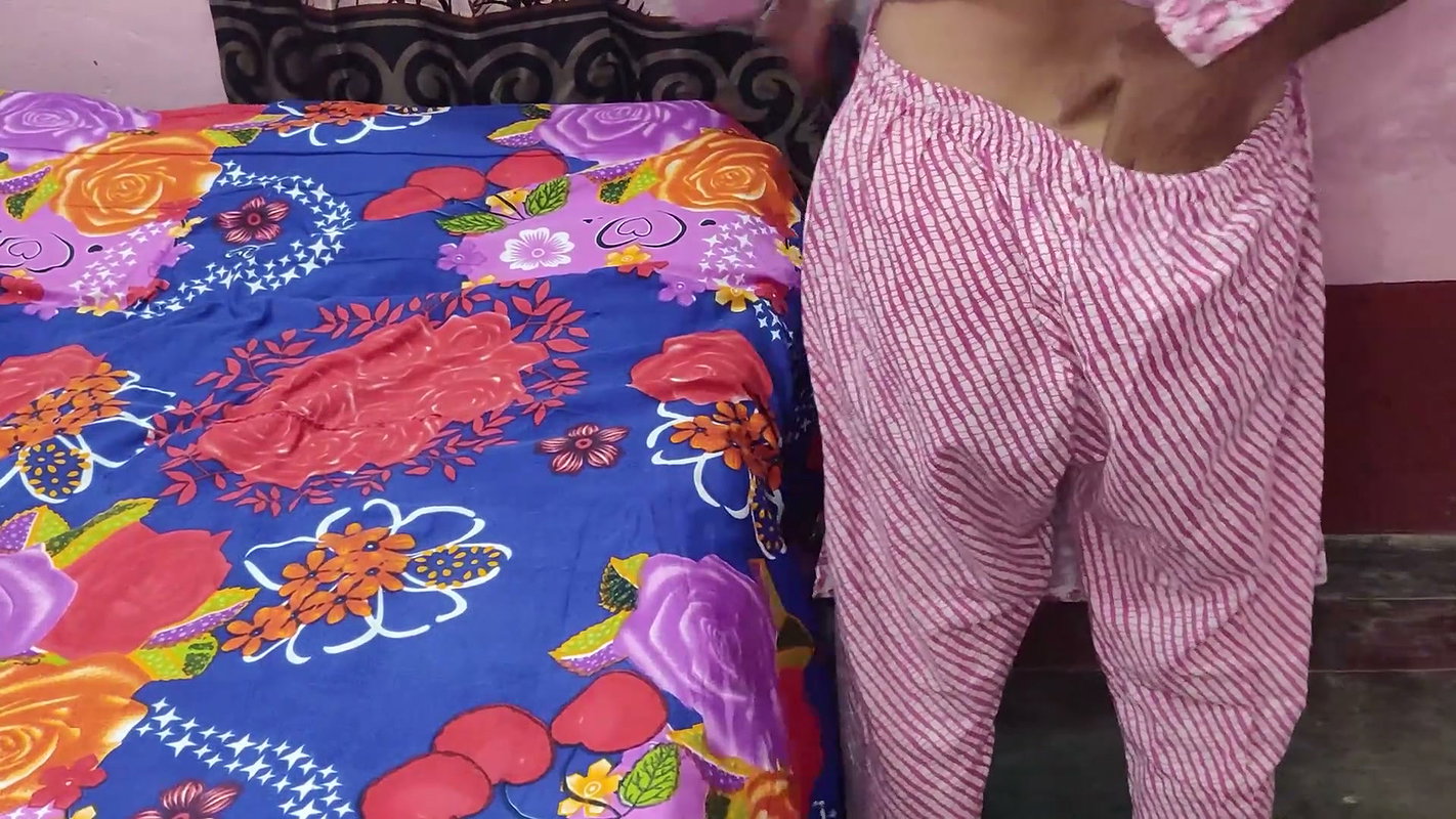 Hostel Se Aayi Choti Sali Ke Sath First Time Sex Keya