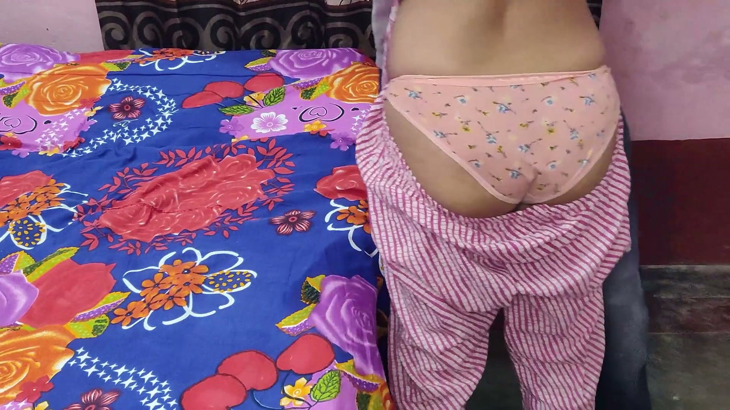 Hostel Se Aayi Choti Sali Ke Sath First Time Sex Keya