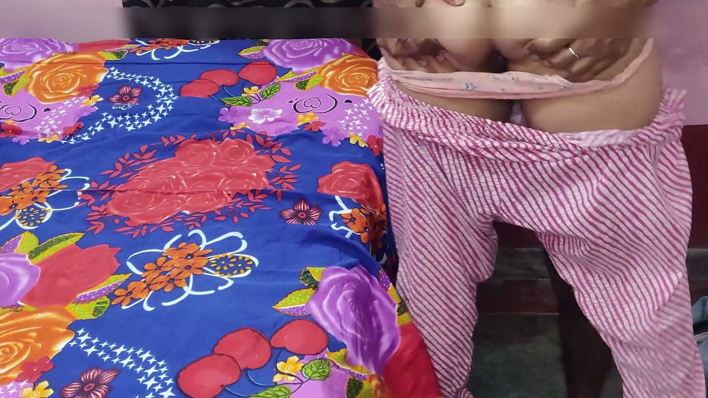 Hostel Se Aayi Choti Sali Ke Sath First Time Sex Keya