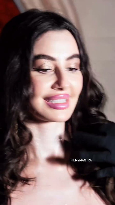 ANDRIANI BOLD SLUT TOO EROTIC VULGAR OPEN BODY EXPOSE ON BDAY 22 FAP VIDEOS 2 12