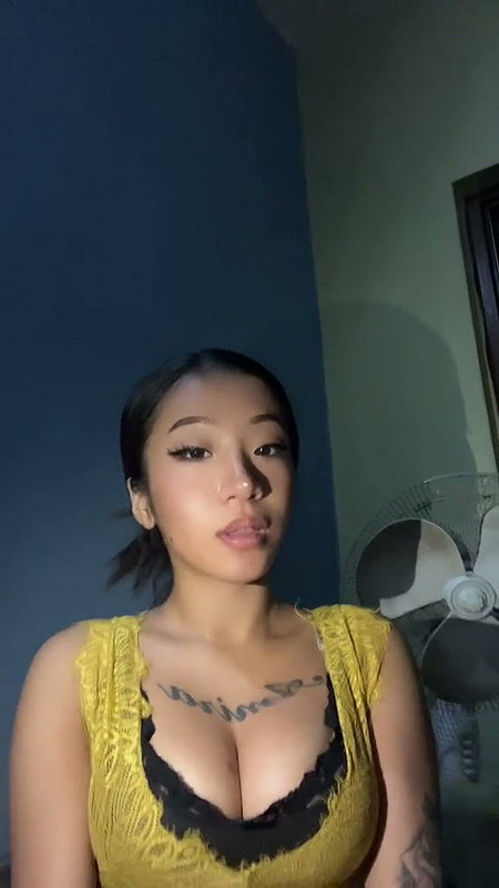 Busty Nepali Tiktoker Sexy Baddie Gf Giving Sensual Blowjob & Getting Fucked 2 18