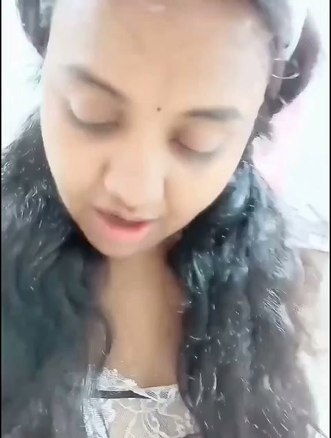 Tamil Chubby Busty Bhabhi Giving Sensual Deepthroat Blowjob & Fucking In Maid 4