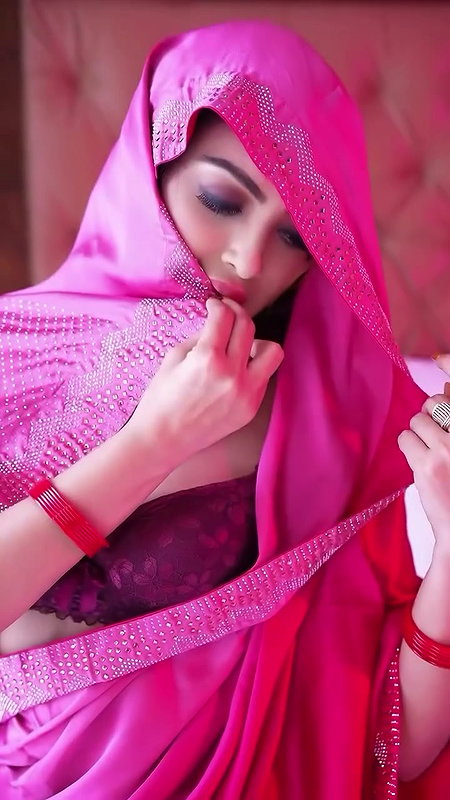 Dipannita Looking So Sexy In Pink Saree