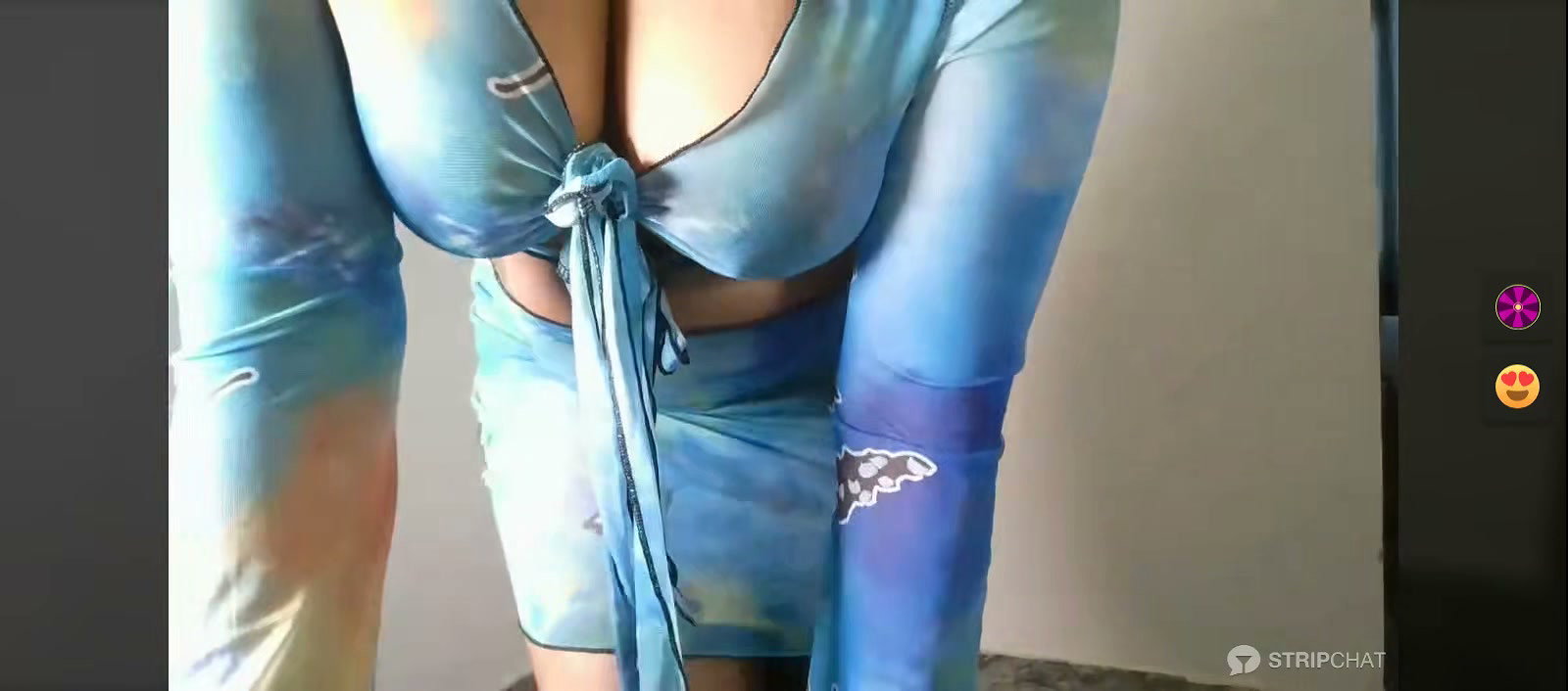 bhabhi see through drea looking stunning