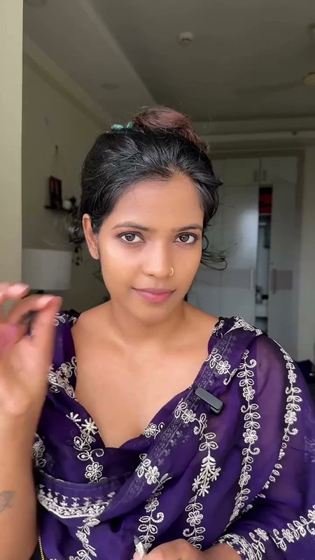 girl open boobs in blouse and hot navel deep show