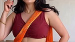 Desi Girl Samaira Hot Navel Show 2