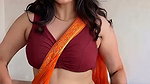 Desi Girl Samaira Hot Navel Show 2
