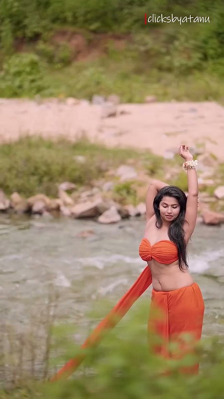 Sexy Babe Tanu Looking So Hot
