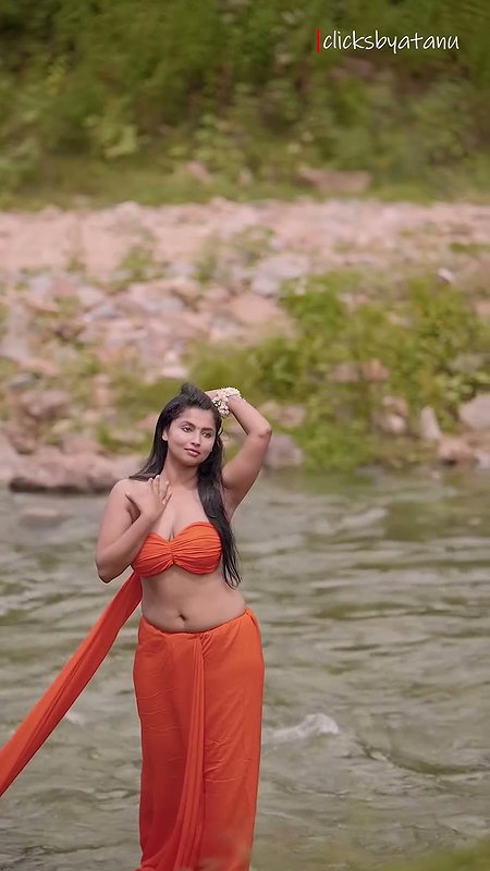 Sexy Babe Tanu Looking So Hot