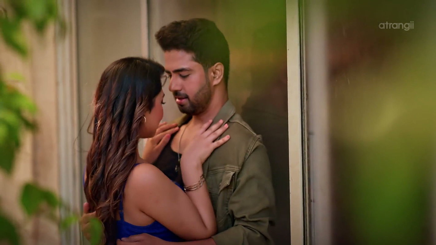 Bole, Priyanka Katwani Hot Scenes Compilation – Angel Priya