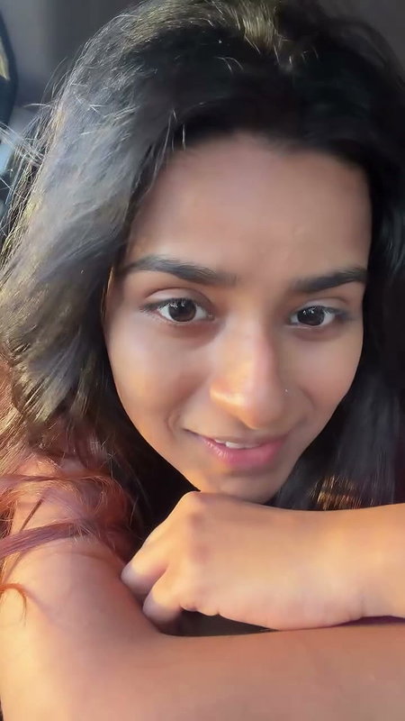KHAN POPPING BOOBS CLEAVAGE IN SAREE 2