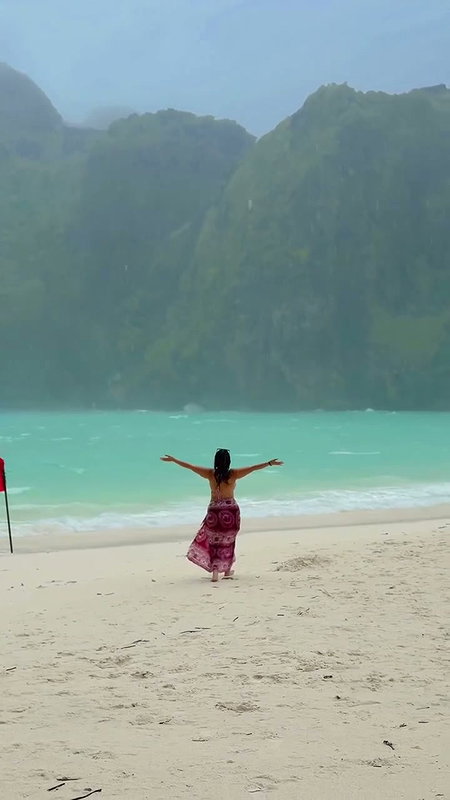 Girl Soni Enjoying On Beach