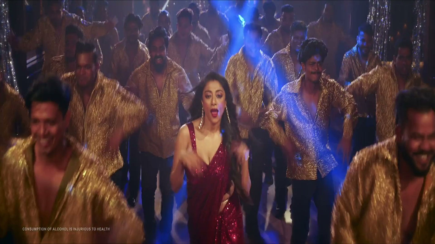 Mukherjee & Paoli Dam Sizzling Assets Tempting Shakes Hot Song HD Bibi Payra