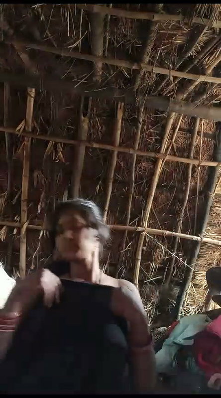 bhabhi quick open clothes and fingering hairy mature pussy for lover