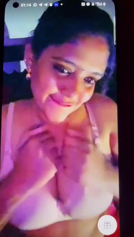 Anu showing big boobs on tango live with face