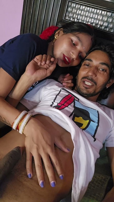 Friend provoked to have sex Hindi audio sex