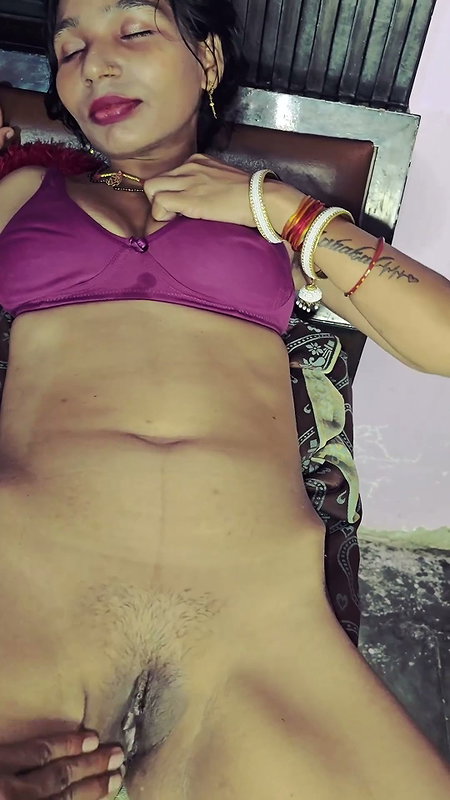 Friend provoked to have sex Hindi audio sex