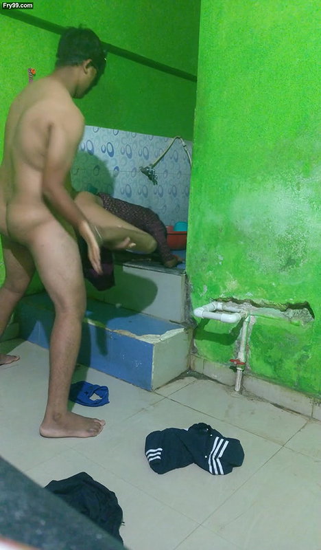 Sex with house owner wife