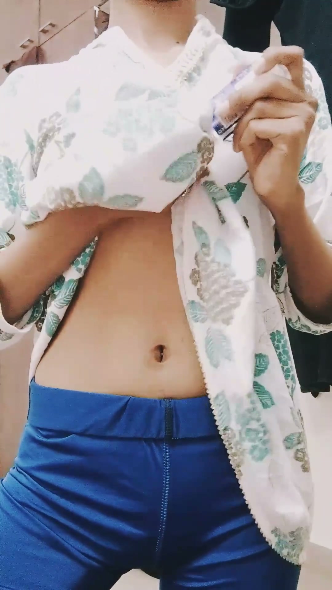 Frame 8