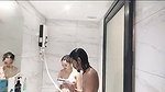 Malaysian Tamil Lovers – Cute Girlfriend Showing Boobs Kissing