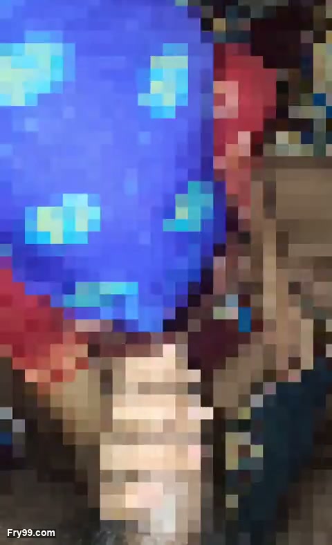 Frame 9