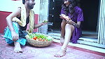 Sabji wale ne akeli bhabhi ko choda
