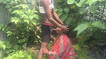 Indian desi housewife ki chudai ki jungle mein outdoor