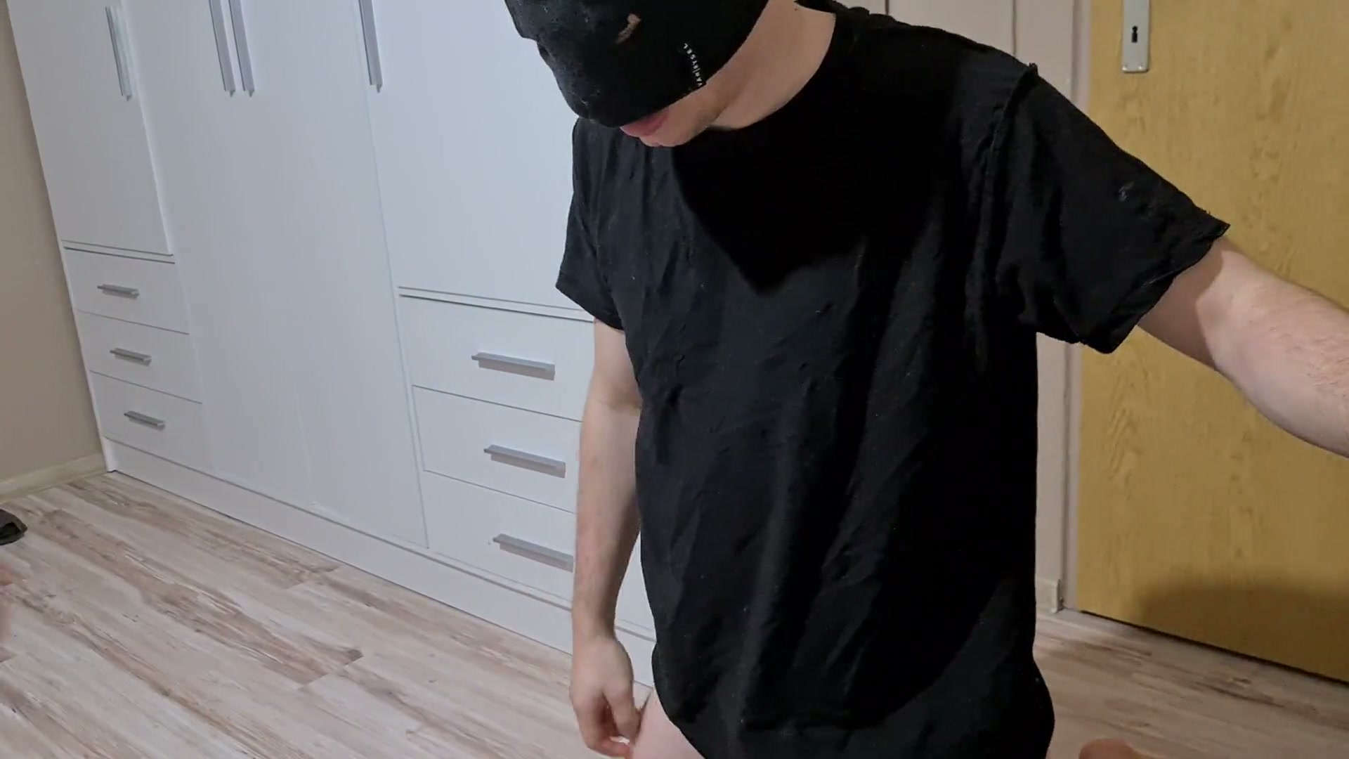 Frame 9