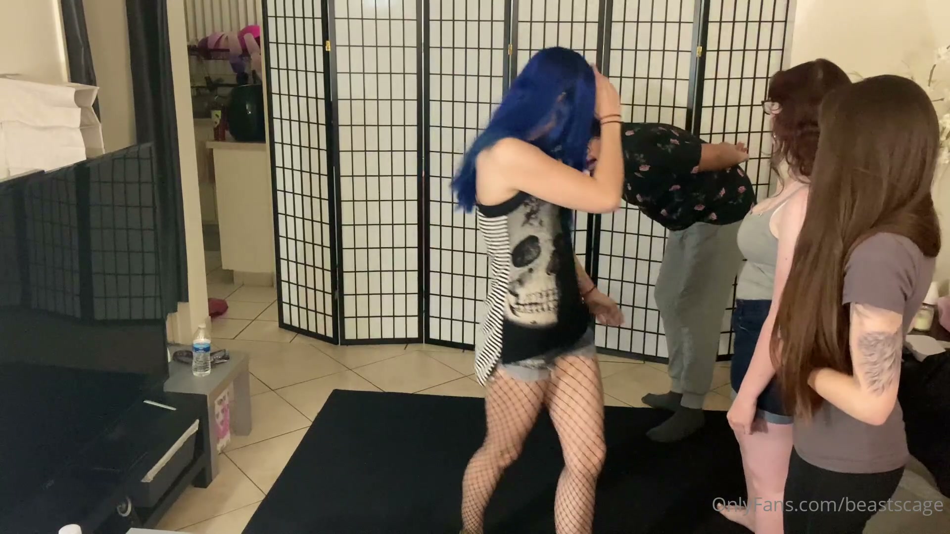 Frame 6