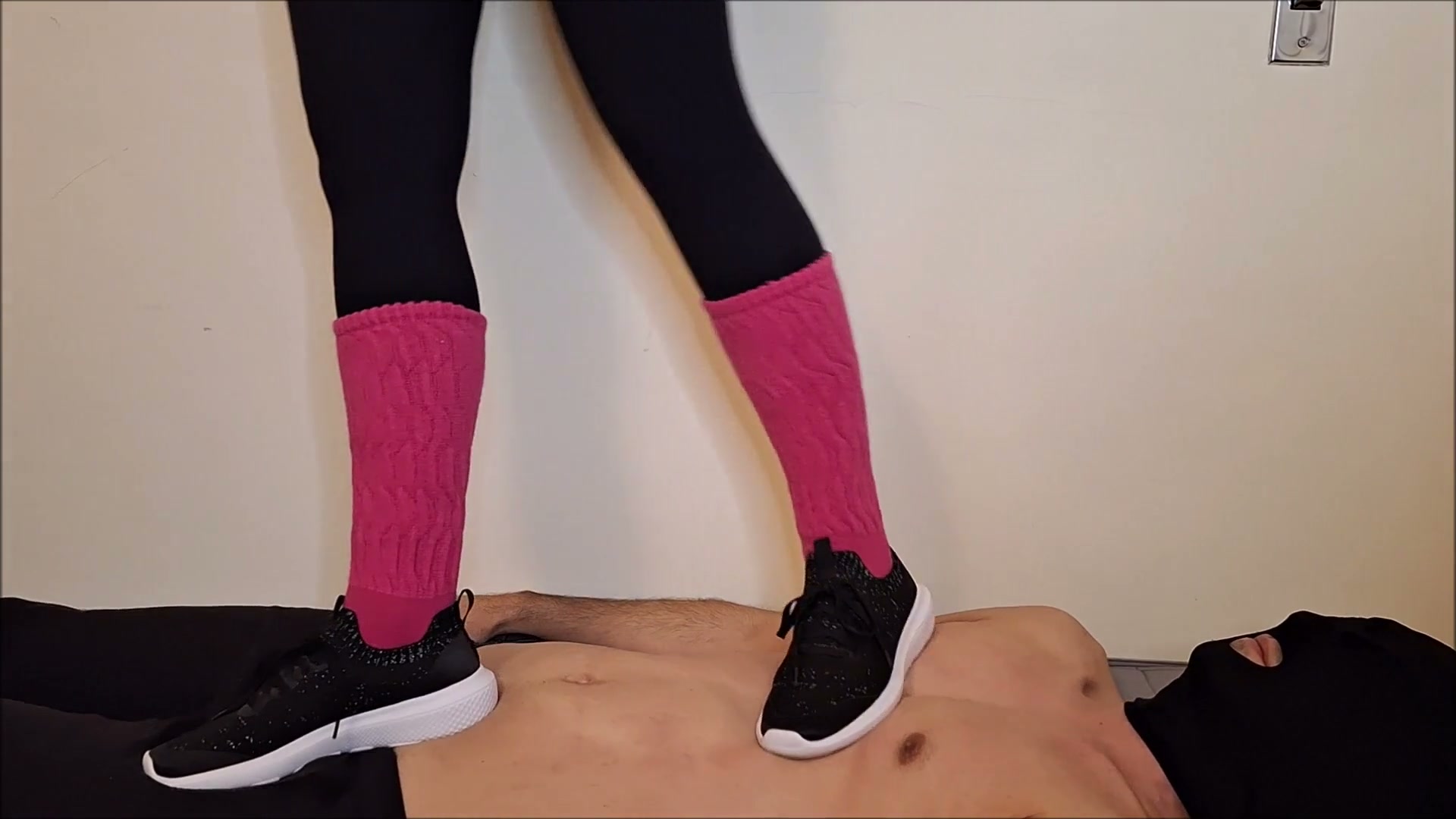 Frame 9