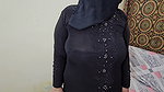 Man From U.s Convinced a Muslim Woman to Show Hairy Armpit