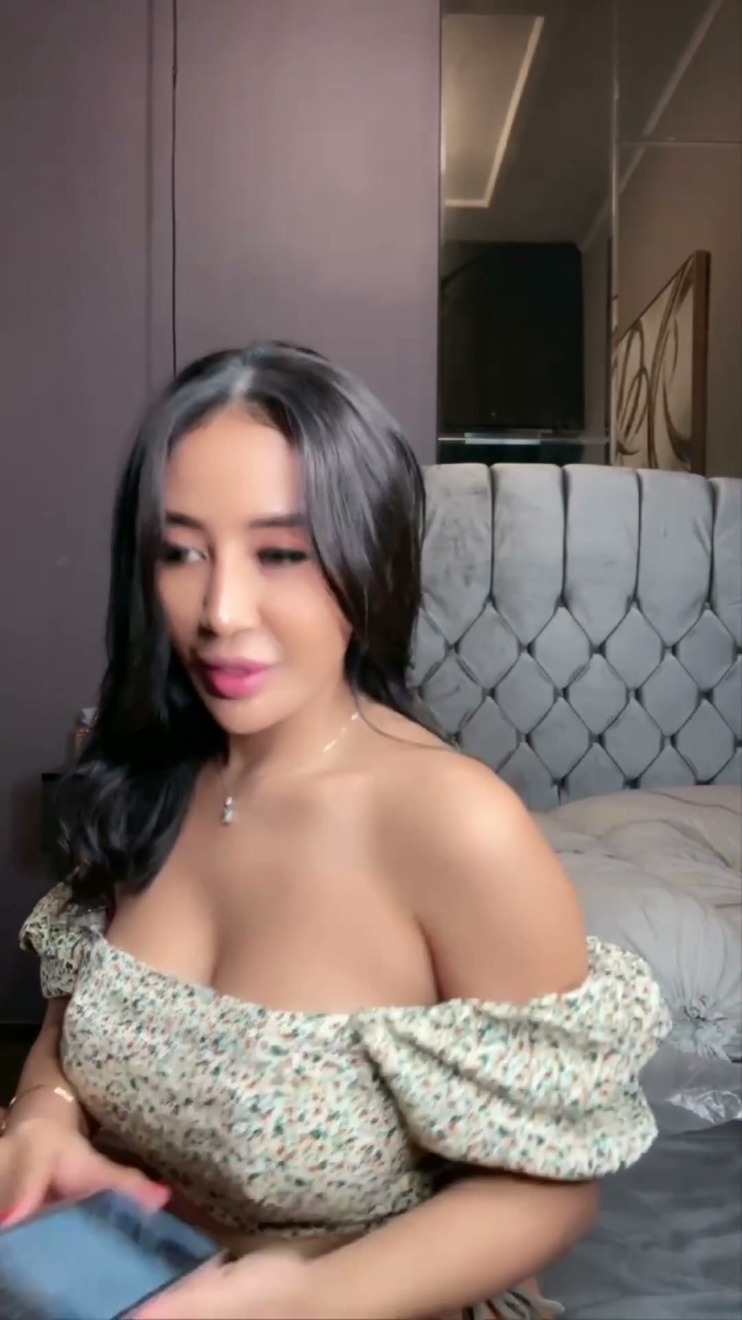 Frame 9